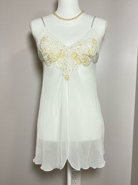 Vintage 90s/Y2K Beaded Sequin Chiffon Romantic Sheer Lingerie Top 🕊️